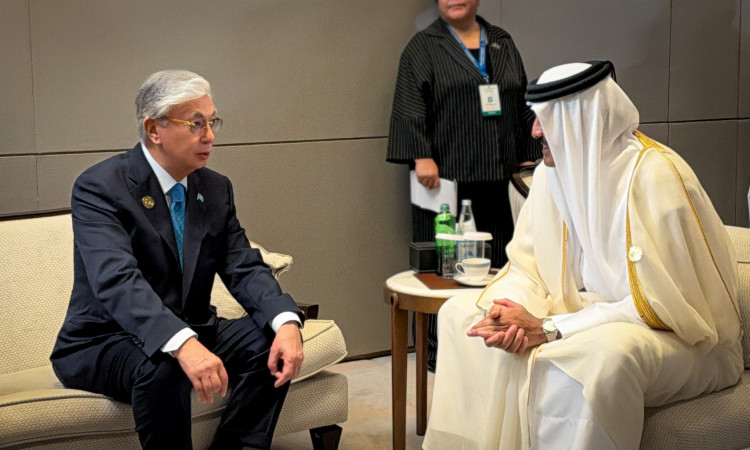 Kassym-Jomart Tokayev Meets with Emir of Qatar Sheikh Tamim bin Hamad Al Thani