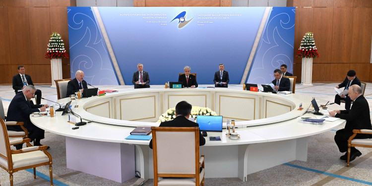 Main photo